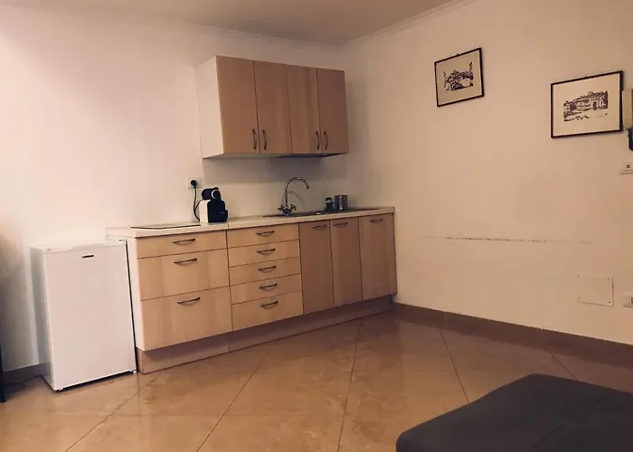 Apartman 43 Ampio E Comodo Nel Centro Di