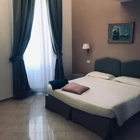 43 Ampio E Comodo Nel Centro Di *